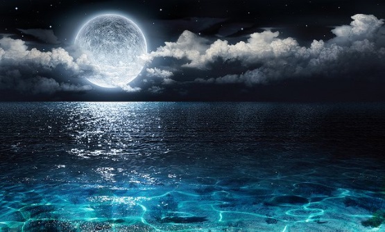 Moonight on water